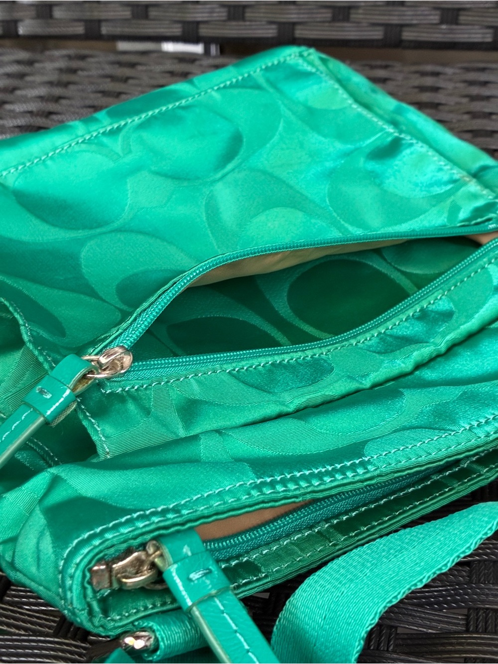 Coach Green Signature Crossbody Bag with Logo Accent - Picture 12 of 12